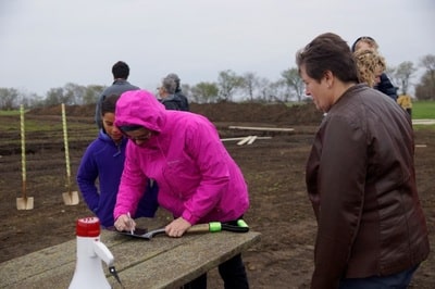 Shovel Signing