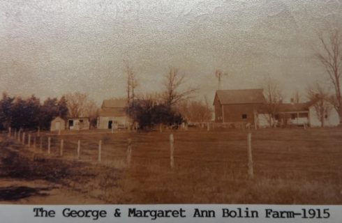 Vintage photo of a farm from back in 1915